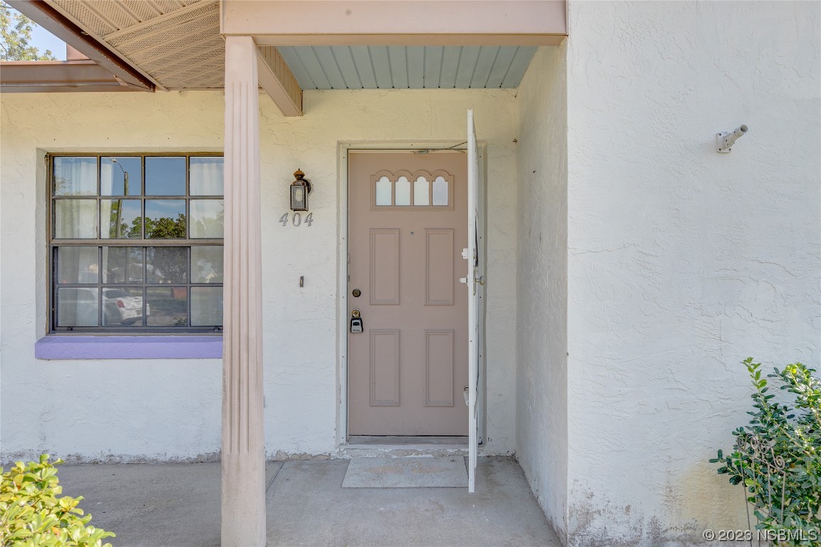 404 Sea Gull Court Edgewater, FL 32141 - Photo 4 of 28