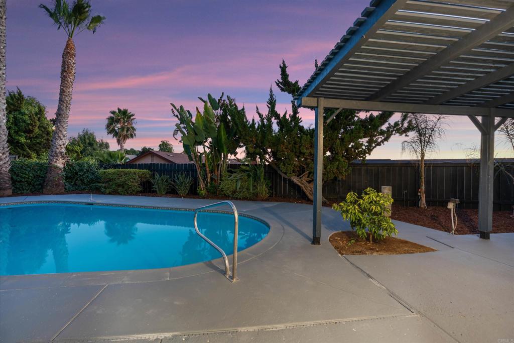 1708 Harold Road Escondido, CA 92026 - Photo 35 of 40 a view of a chairs and table in the patio