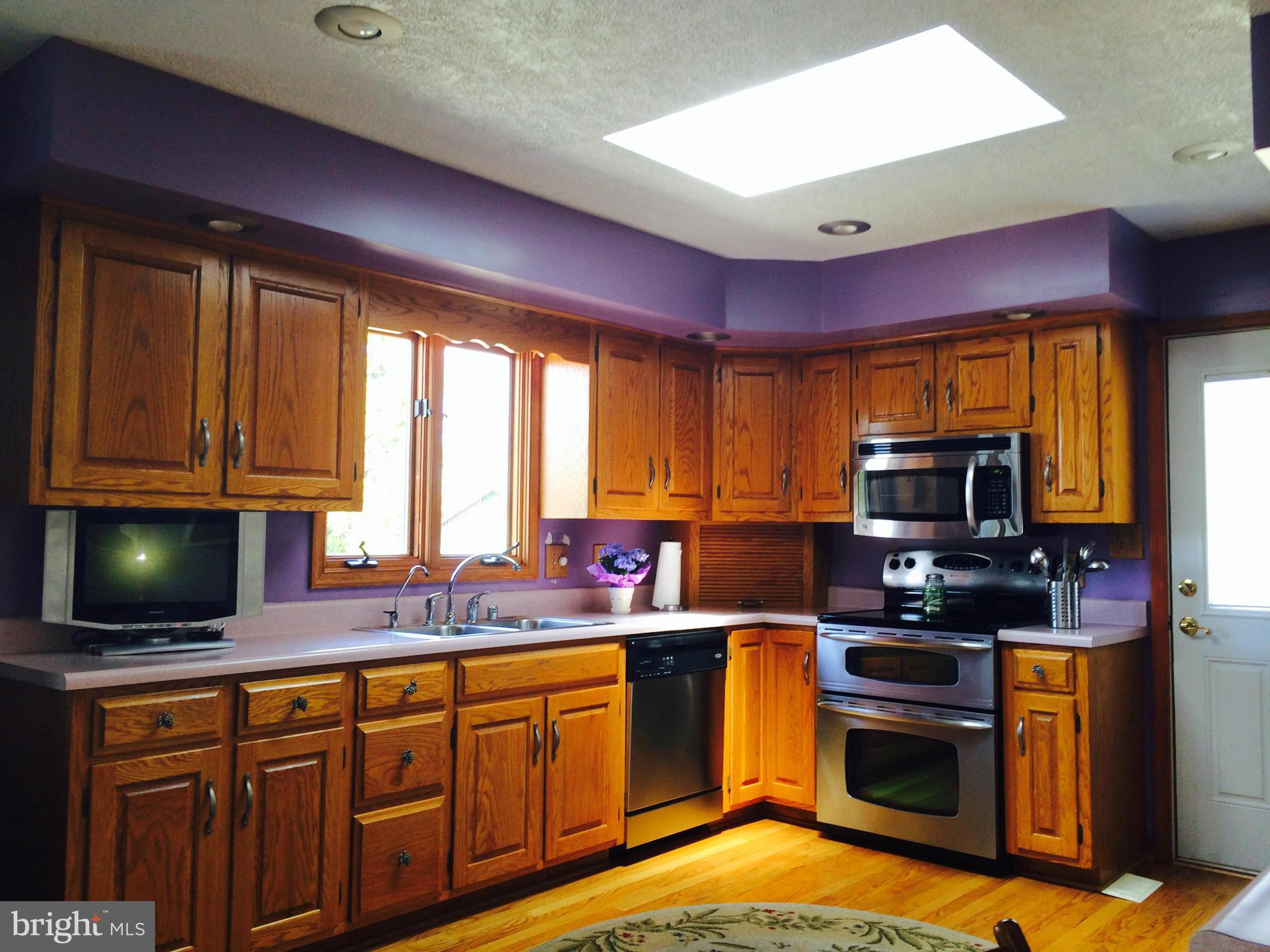 4422 Upper Beckleysville Road Hampstead, MD 21074 - Photo 6 of 21 Kitchen