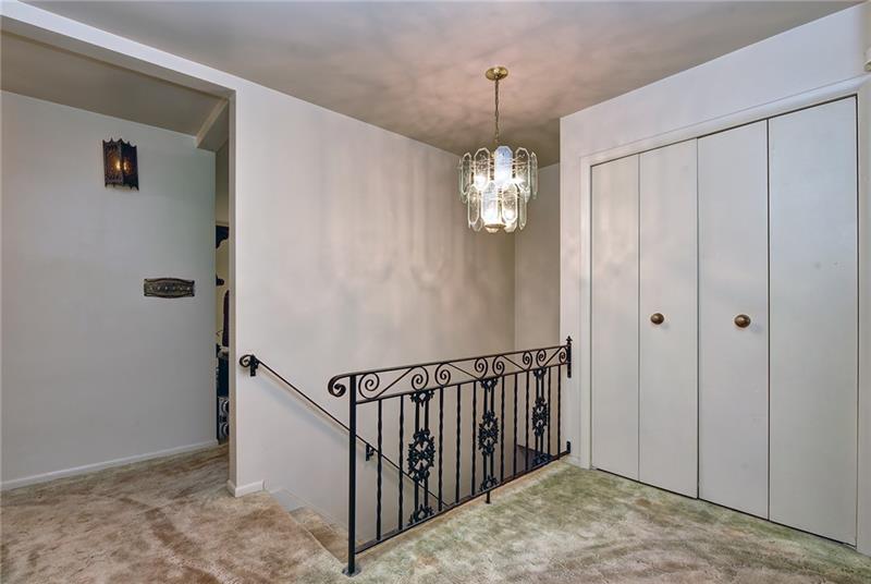 1207 Gringo Road Aliquippa, PA 15001 - Photo 11 of 18 Gallery Image 11