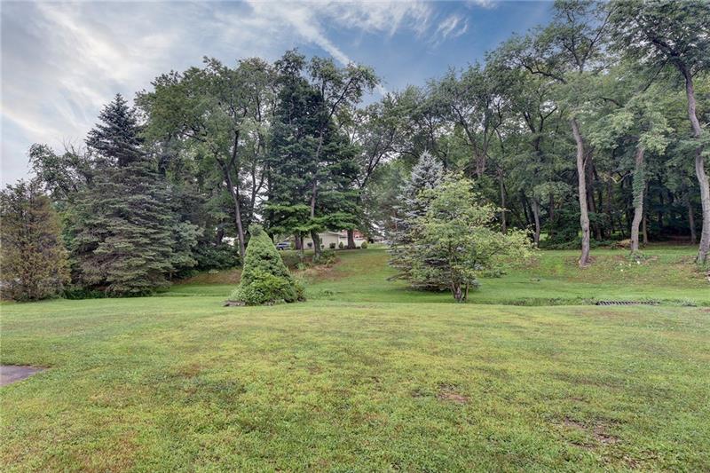 1207 Gringo Road Aliquippa, PA 15001 - Photo 17 of 18 Gallery Image 17