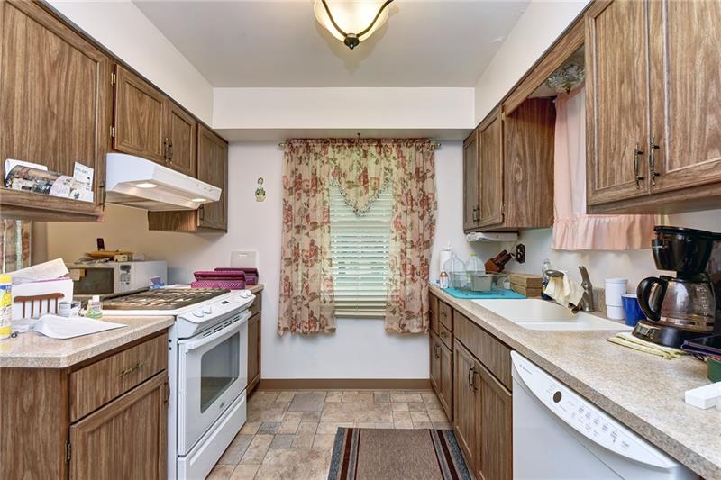 1207 Gringo Road Aliquippa, PA 15001 - Photo 8 of 18 Gallery Image 8
