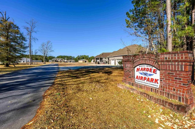 $132,000 | 206 Mooney Court, Loris, SC 29569