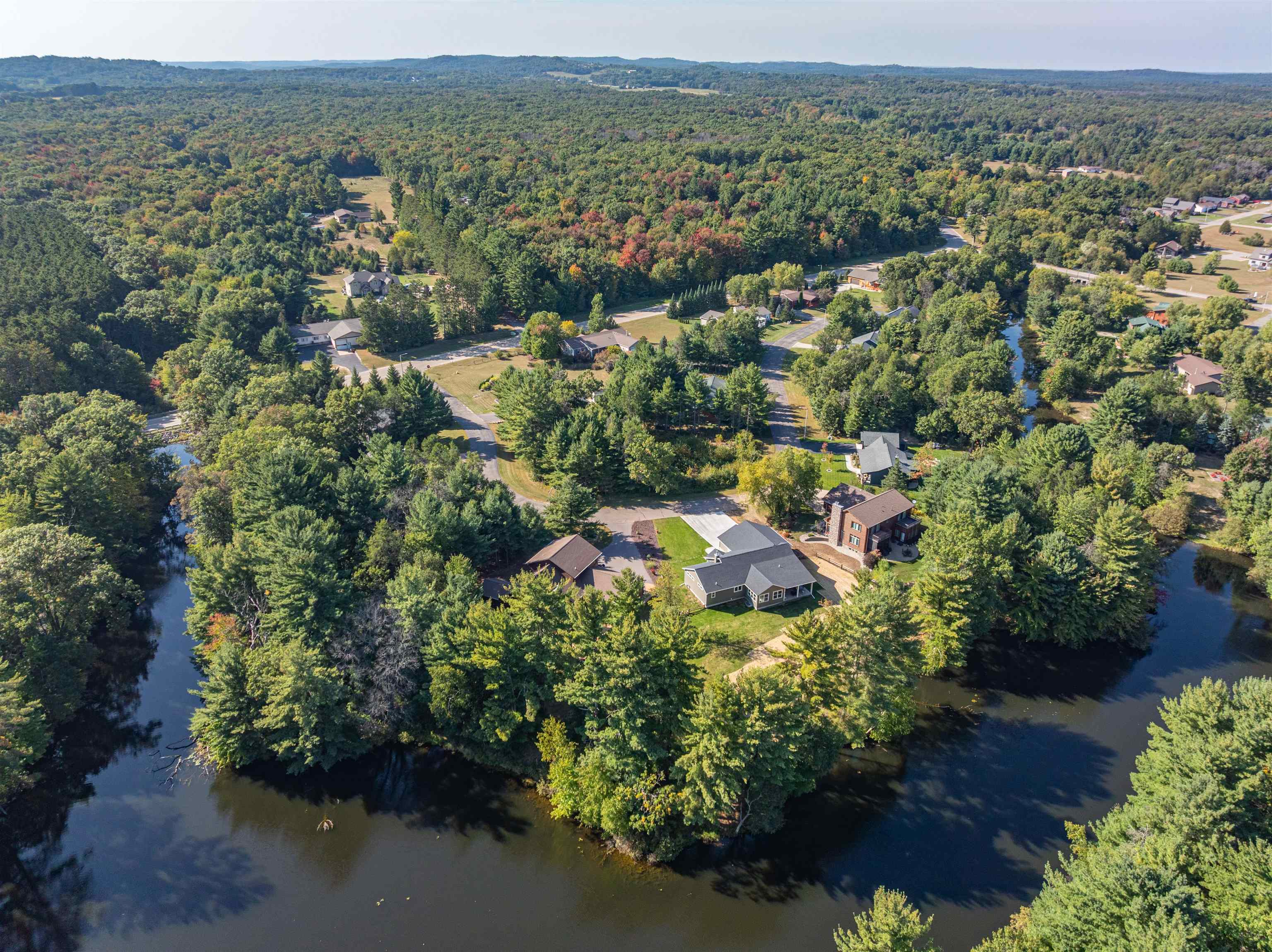 119 Sunset Circle Wisconsin Dells, WI 53965 - Photo 4 of 50