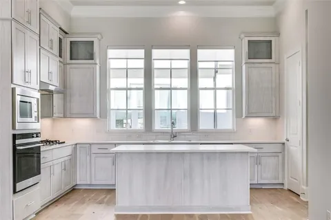 $649,900 | 4645 New Water Lane, Dallas, TX 75219