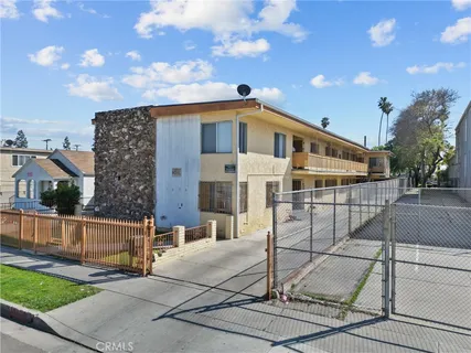 $1,300,000 | 1036 West 95th Street, Los Angeles, CA 90044