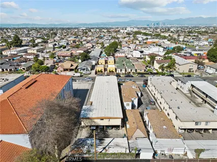 $1,300,000 | 1036 West 95th Street, Los Angeles, CA 90044