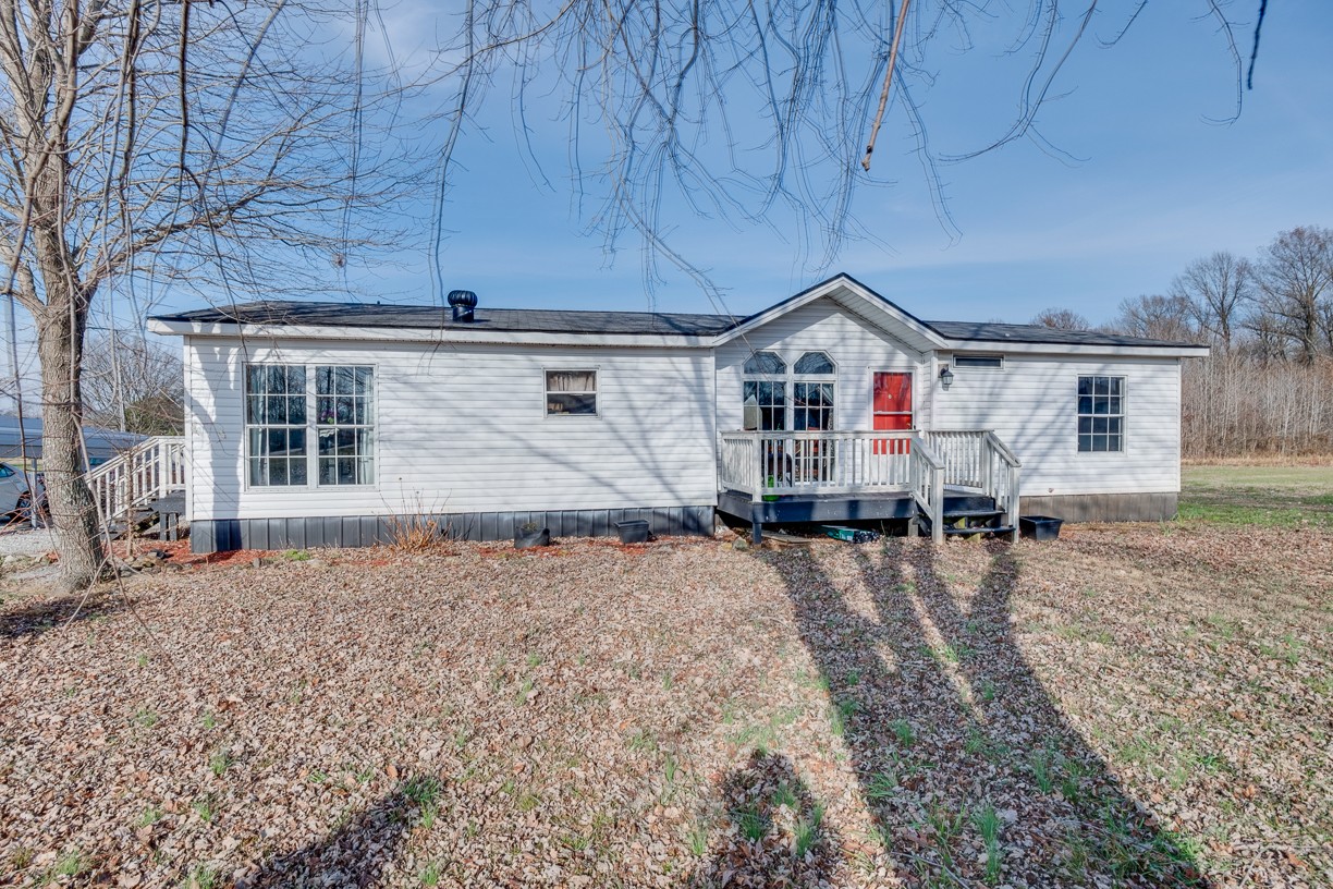 208 Woods Road Portland, TN 37148 - Photo 1 of 28 Gallery Image 1