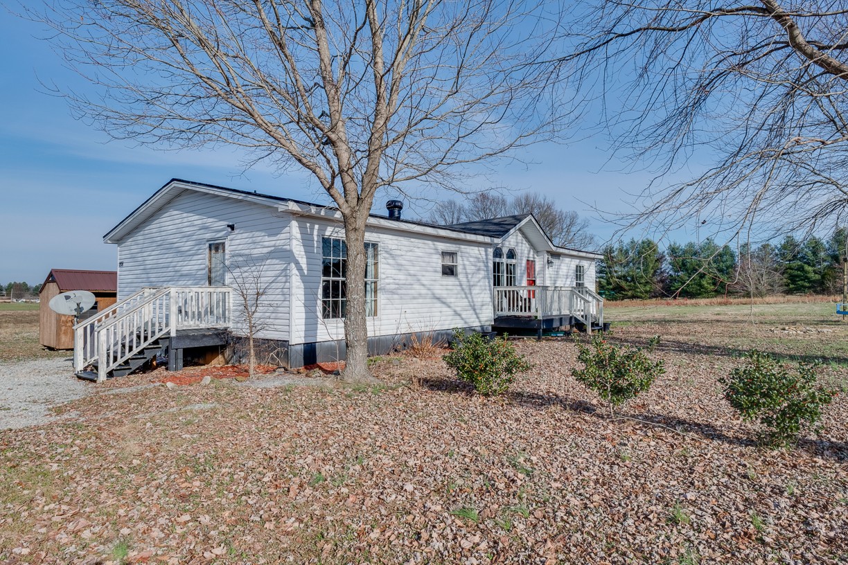 208 Woods Road Portland, TN 37148 - Photo 2 of 28 Gallery Image 2