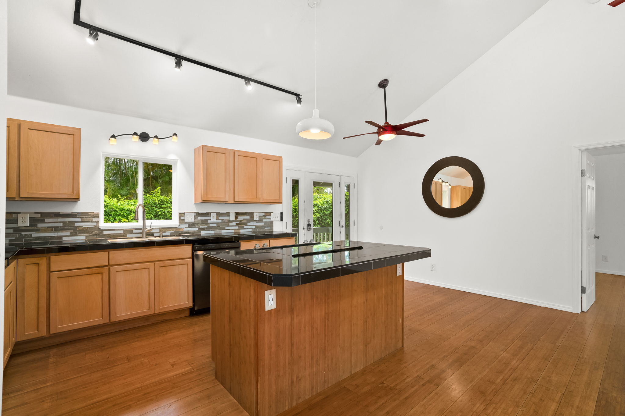 6450 Olohena Road Kapaa, HI 96746 - Photo 9 of 27 Gallery Image 9