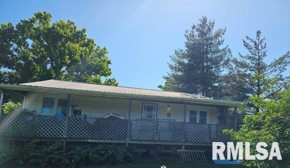 470 Peters Creek Road Cave In Rock, IL 62919 - Photo 1 of 8 Gallery Image 1