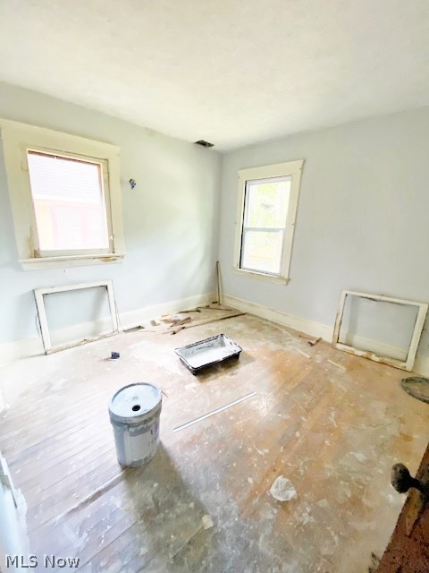 1757 Wickford Road Cleveland, OH 44112 - Photo 18 of 34