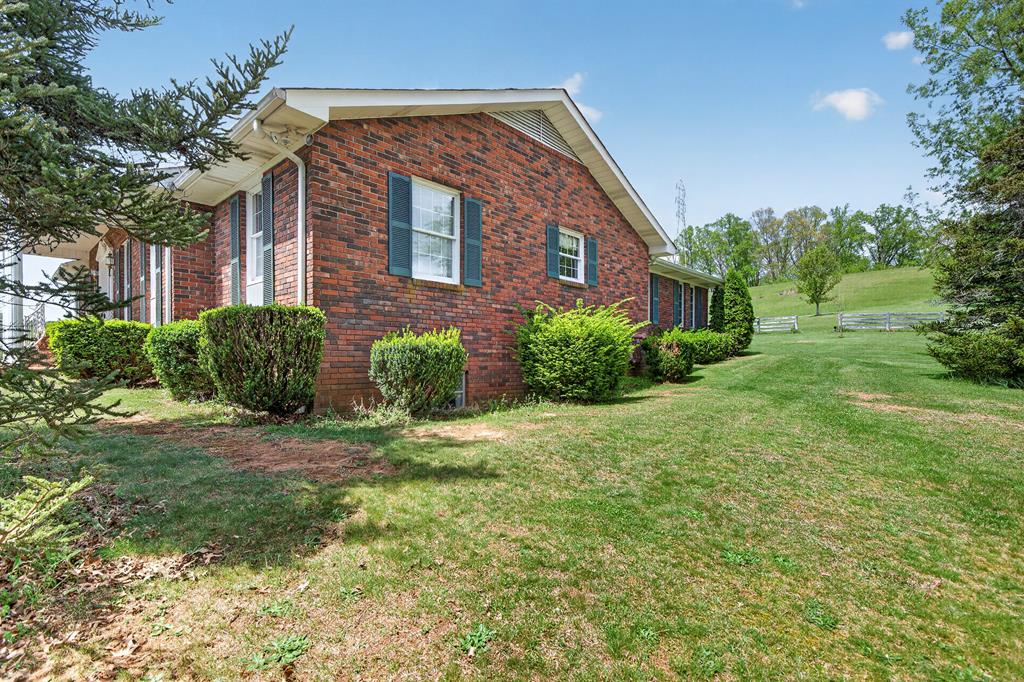 16471 Spring Valley Road Abingdon, VA 24210 - Photo 7 of 47 Gallery Image 7