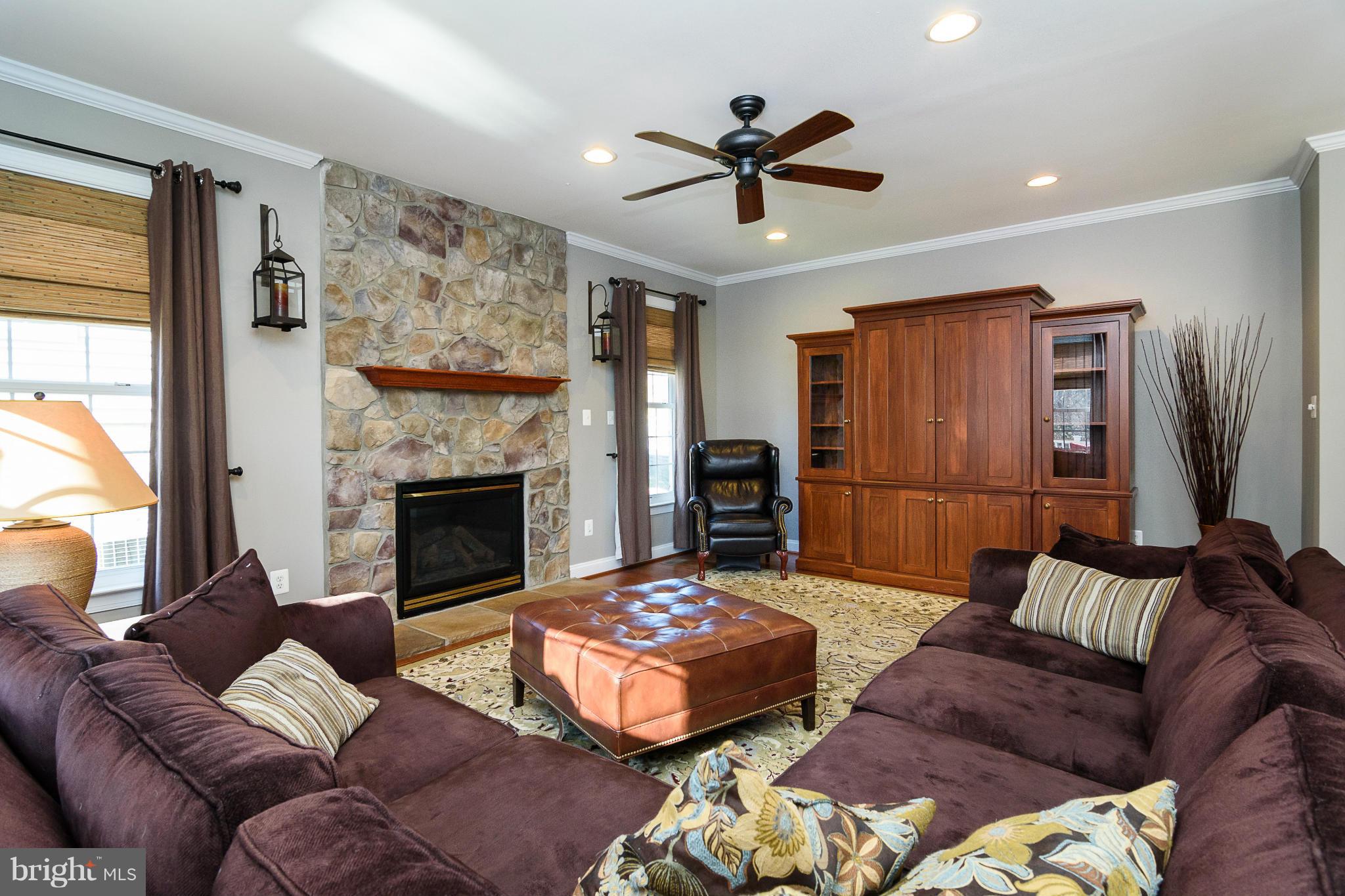 8035 High Castle Road Ellicott City, MD 21043 - Photo 9 of 30 Family Room w/warm gas fireplace and mantle