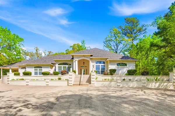 $539,000 | 18737 Oakbrook Road, Tyler, TX 75703