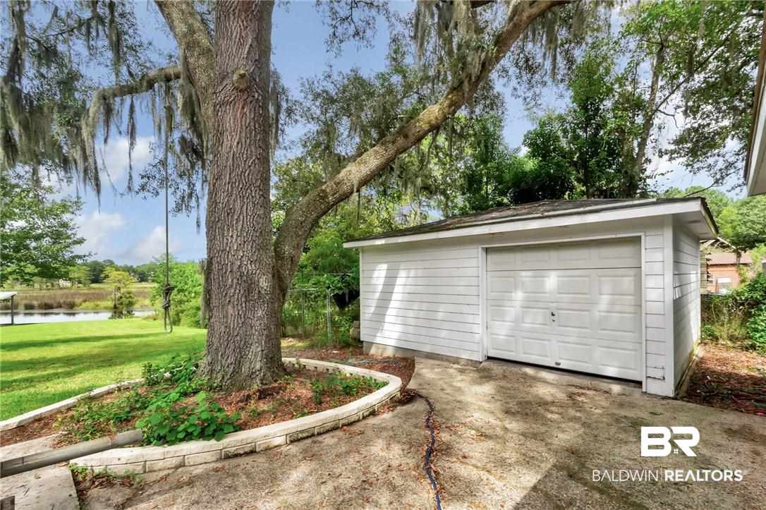 4262 Todd Boulevard Mobile, AL 36619 - Photo 5 of 50