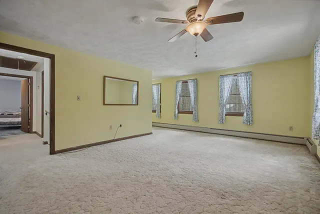 $599,900 | 21 Country Road, Hampstead, NH 03826