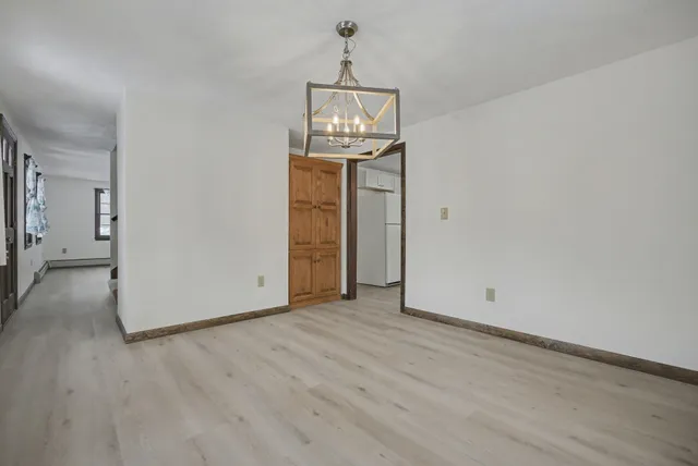 $599,900 | 21 Country Road, Hampstead, NH 03826