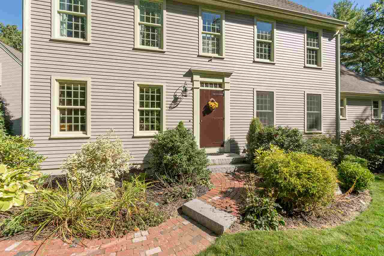 5 Old Mont Vernon Road Amherst, NH 03031 - Photo 2 of 37