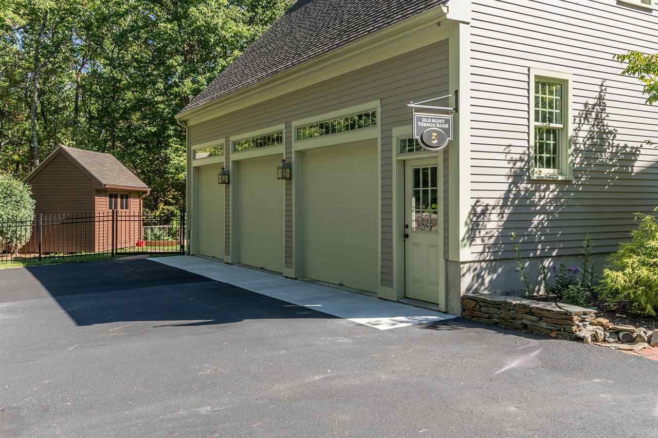 5 Old Mont Vernon Road Amherst, NH 03031 - Photo 3 of 37