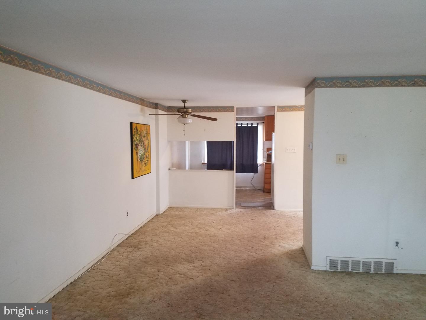 3826 Greenacres Road Philadelphia, PA 19154 - Photo 7 of 24