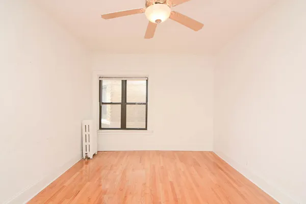 $2,297 | 626 West Stratford Place, Unit 3E, Chicago, IL 60657