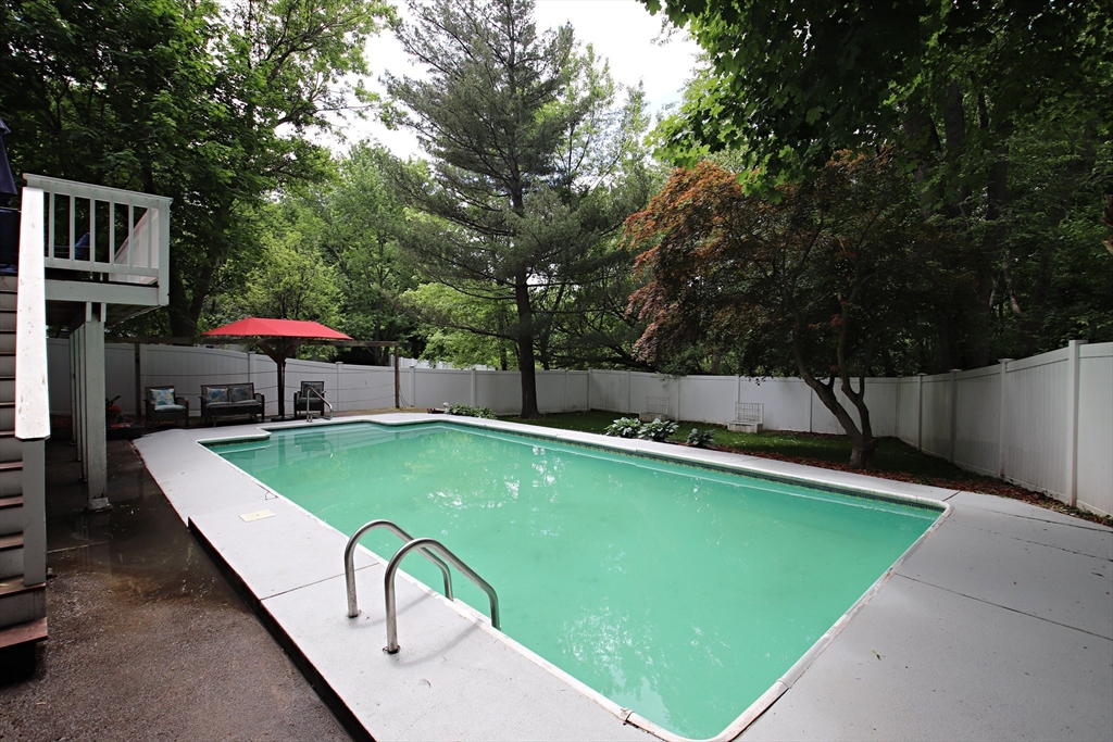 19 Juliette Road Saugus, MA 01906 - Photo 30 of 39