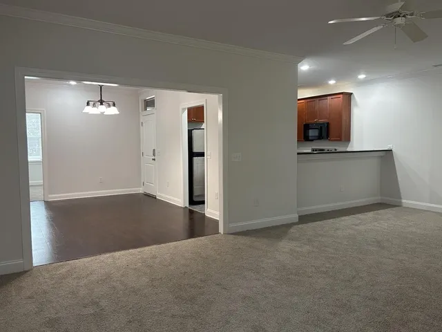 $2,300 | 5565 Colonial Chatsworth Circle, North Charleston, SC 29418