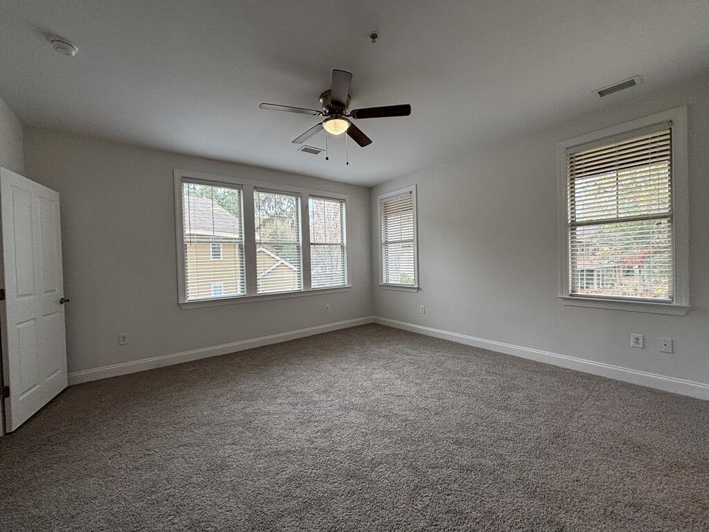 5565 Colonial Chatsworth Circle North Charleston, SC 29418 - Photo 21 of 44 2025-12-03-09-53-23