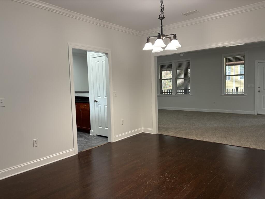 5565 Colonial Chatsworth Circle North Charleston, SC 29418 - Photo 7 of 44 2025-12-03-09-48-57