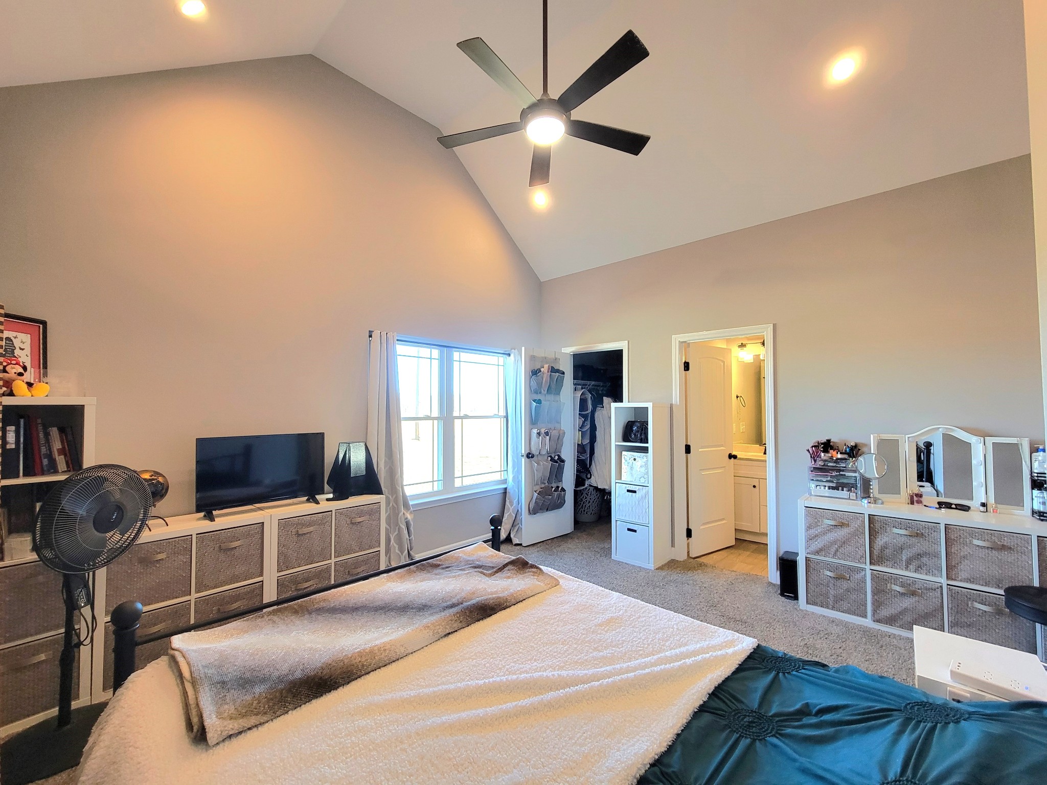 1152 Oak Grove Road Dickson, TN 37055 - Photo 22 of 53 a bedroom with a bed and a television