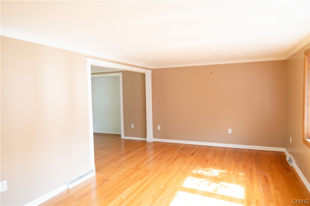 8009 Princess Path Clay, NY 13090 - Photo 23 of 50