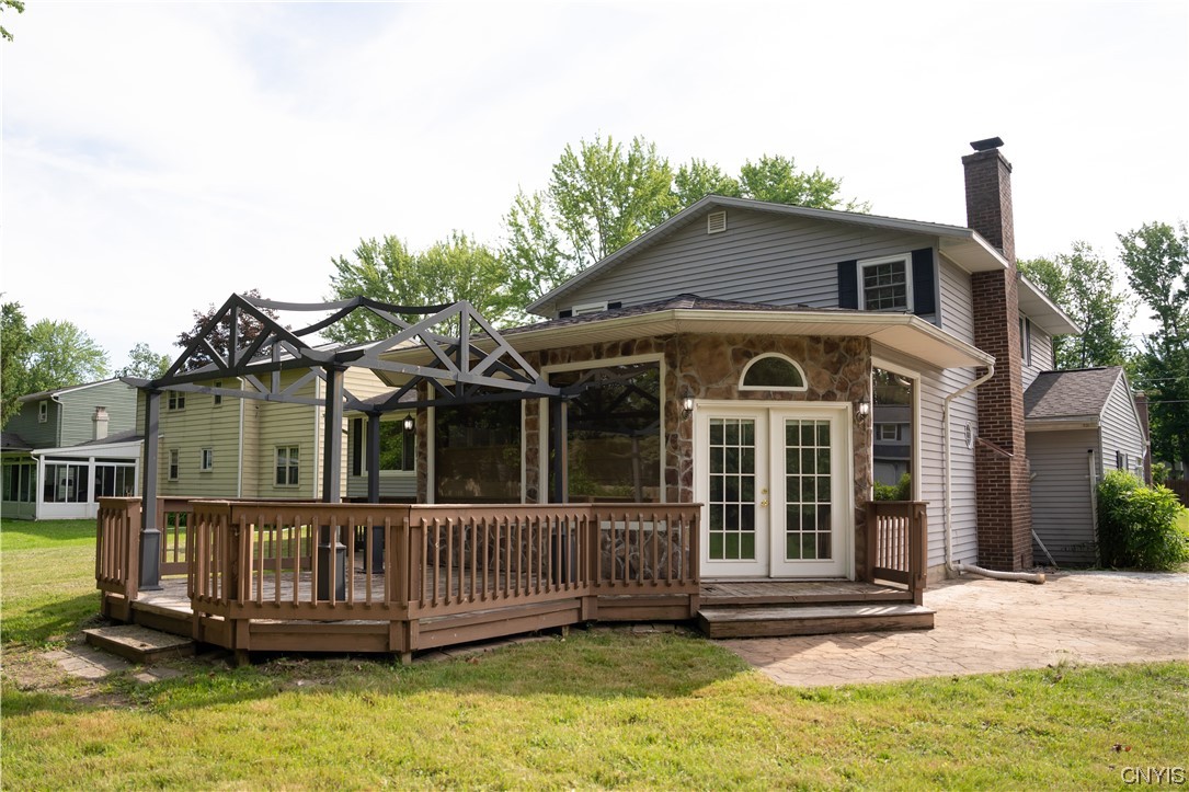 8009 Princess Path Clay, NY 13090 - Photo 7 of 50