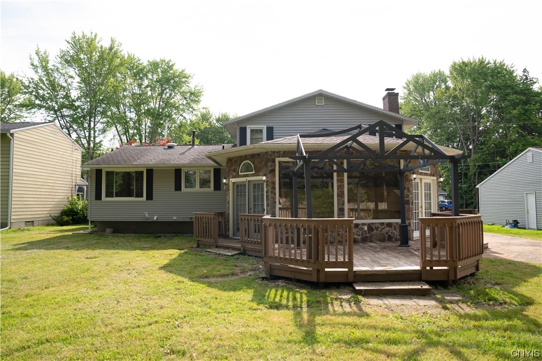 8009 Princess Path Clay, NY 13090 - Photo 8 of 50