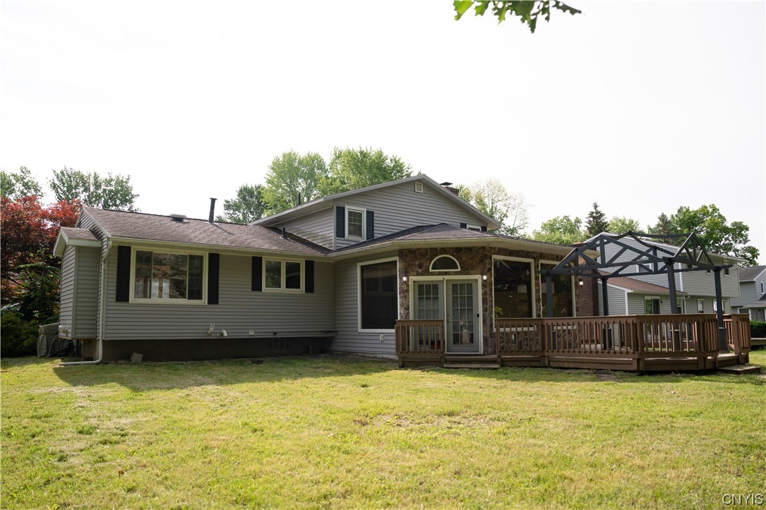 8009 Princess Path Clay, NY 13090 - Photo 9 of 50
