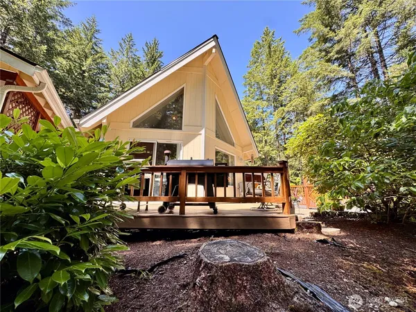 $450,000 | 30 East Hemlock Lane, Union, WA 98592