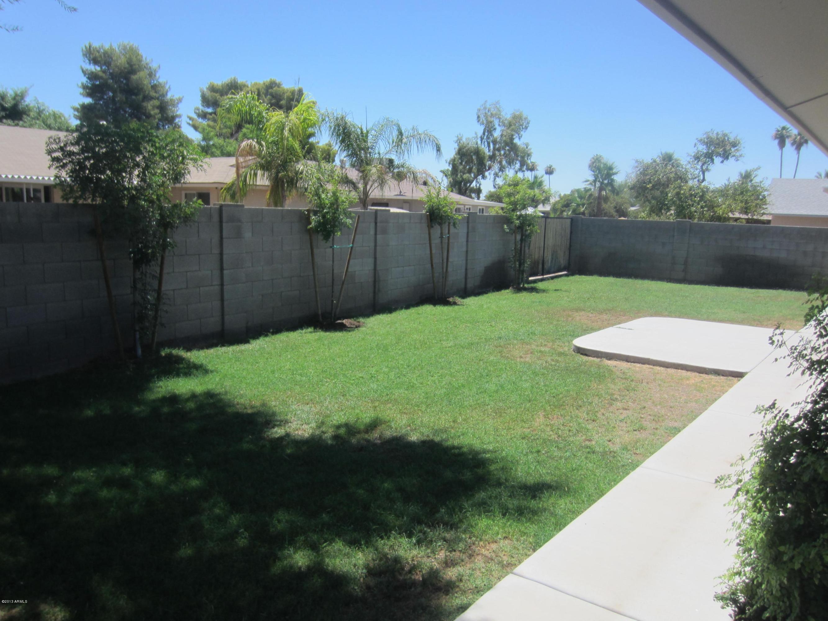 3719 South Elm Street Tempe, AZ 85282 - Photo 13 of 30 3719 S Elm back