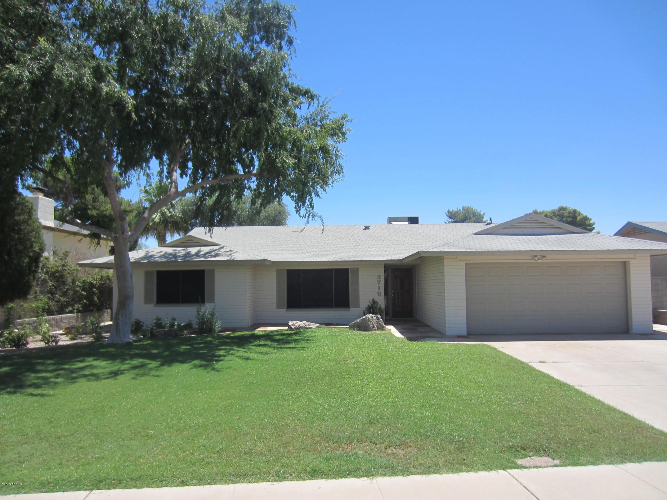 3719 South Elm Street Tempe, AZ 85282 - Photo 2 of 30 3719 S Elm Street front