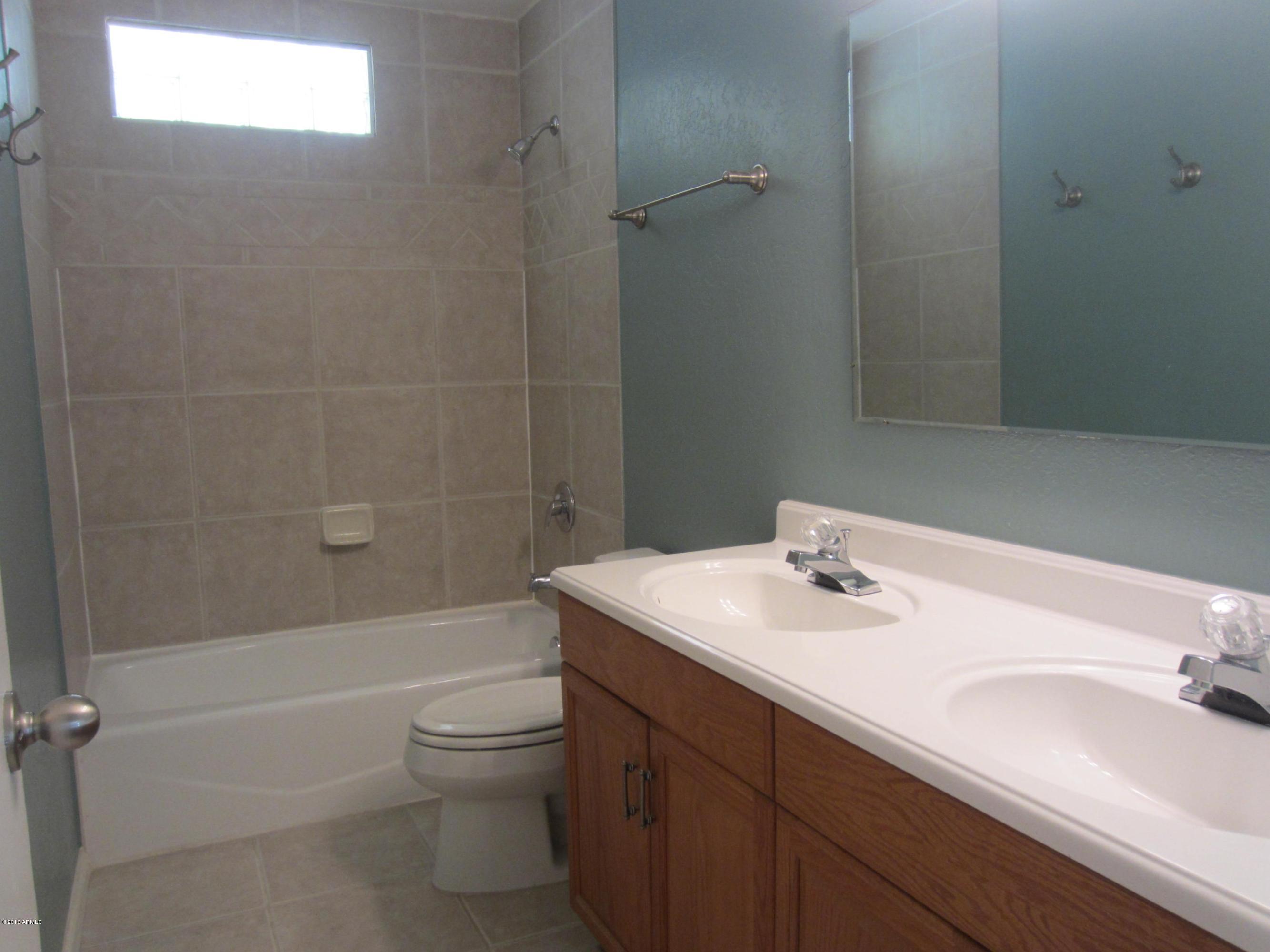 3719 South Elm Street Tempe, AZ 85282 - Photo 22 of 30 3719 S Elm St 2 sinks