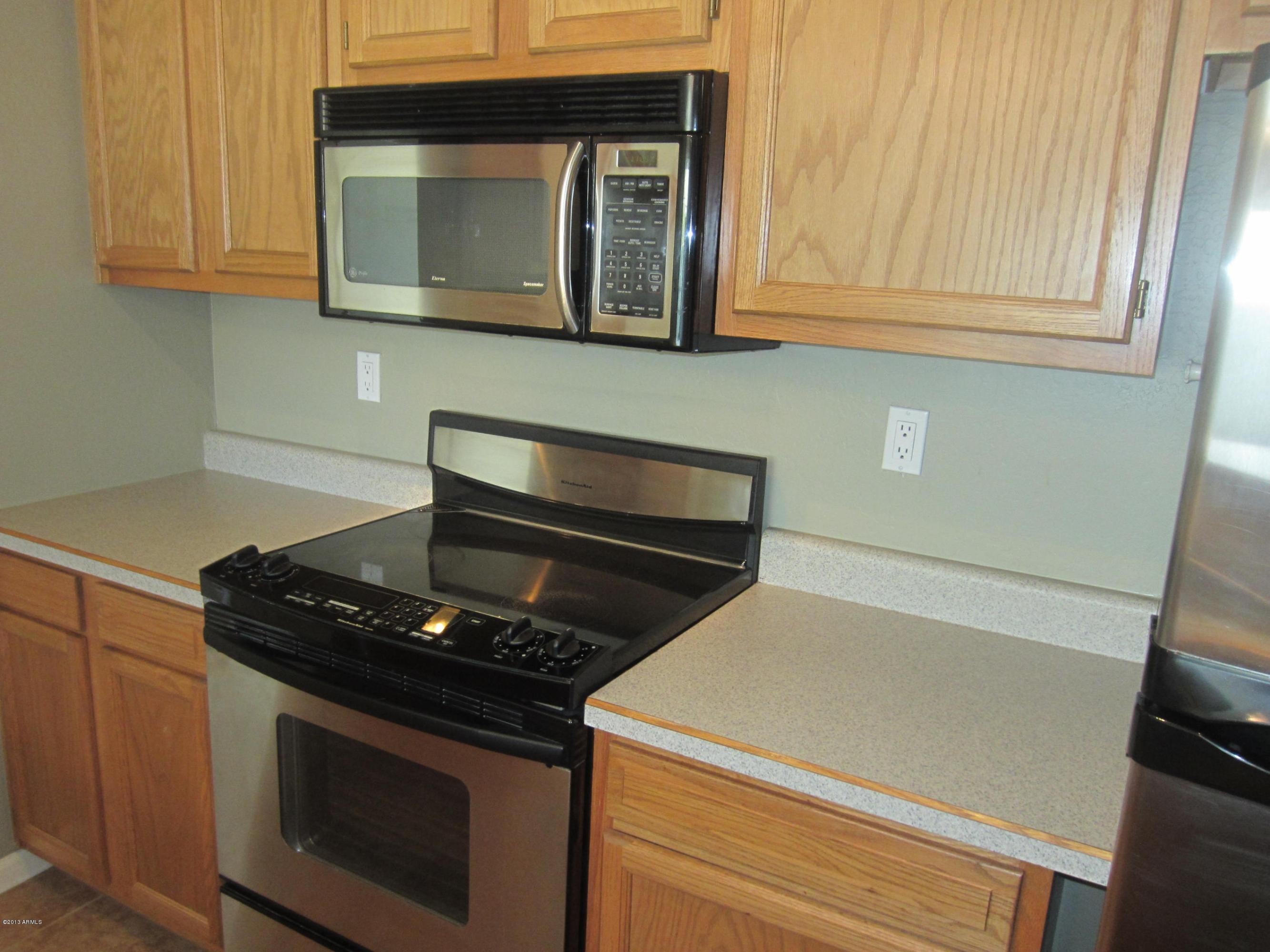 3719 South Elm Street Tempe, AZ 85282 - Photo 26 of 30 3719 S Elm St kitchen appliances