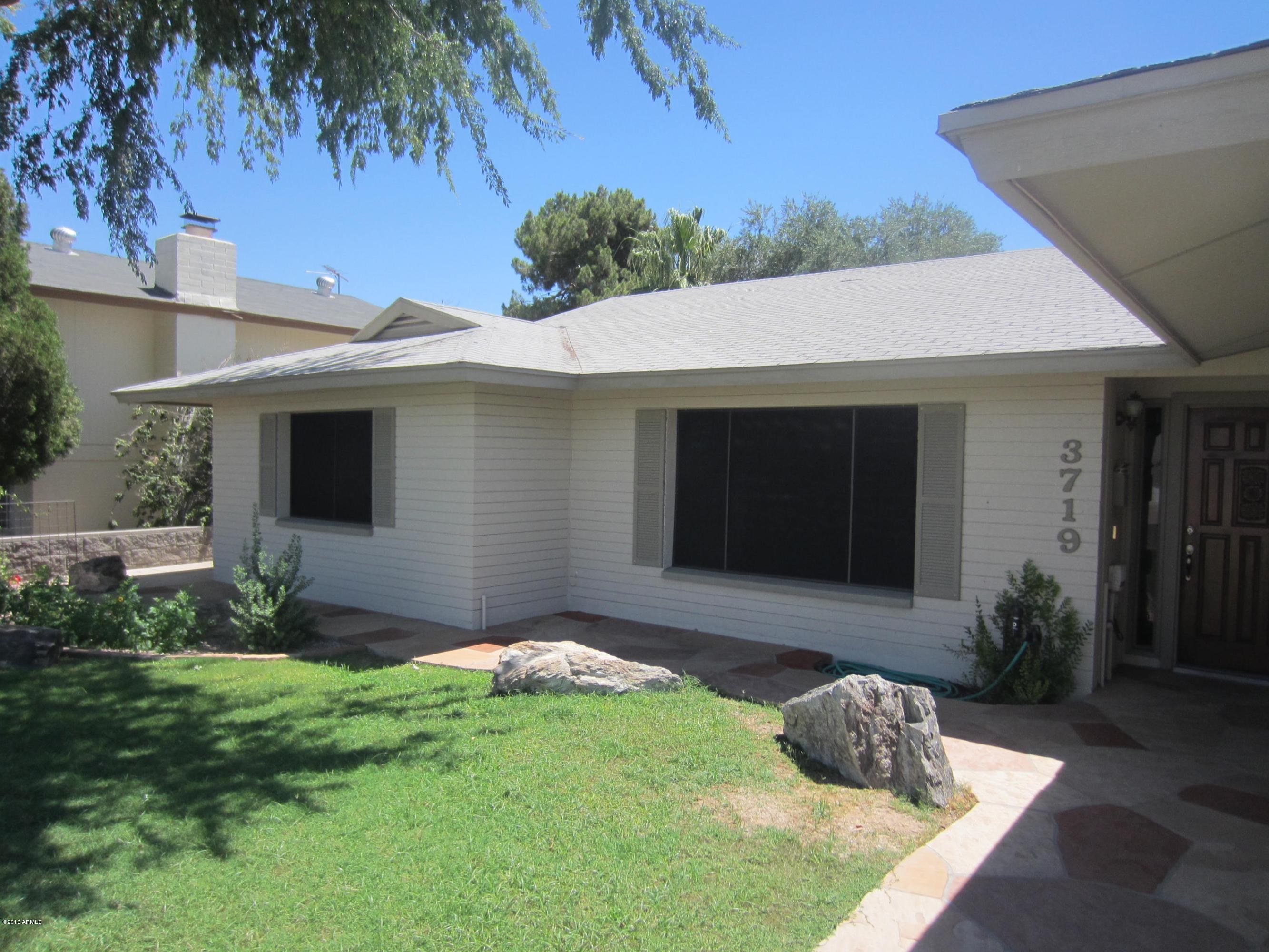 3719 South Elm Street Tempe, AZ 85282 - Photo 3 of 30 3719 S Elm St flagstone