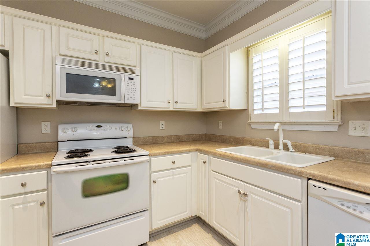142 Highview Cove Pelham, AL 35124 - Photo 8 of 27