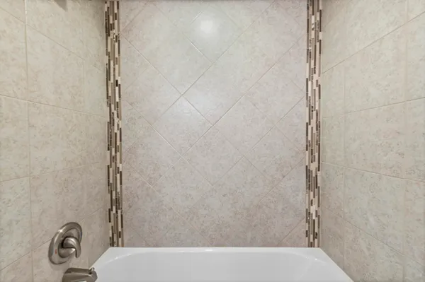$319,900 | 31461 Orchard Brook Court, Farmington Hills, MI 48336