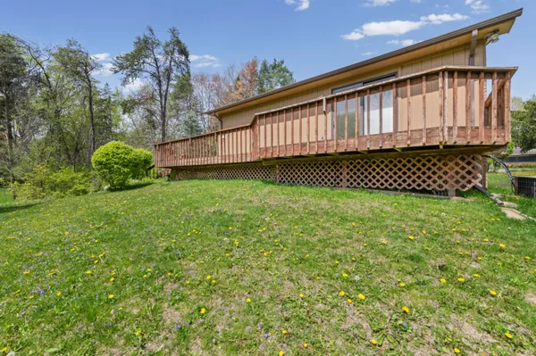 $319,900 | 31461 Orchard Brook Court, Farmington Hills, MI 48336