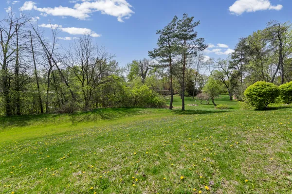 $319,900 | 31461 Orchard Brook Court, Farmington Hills, MI 48336