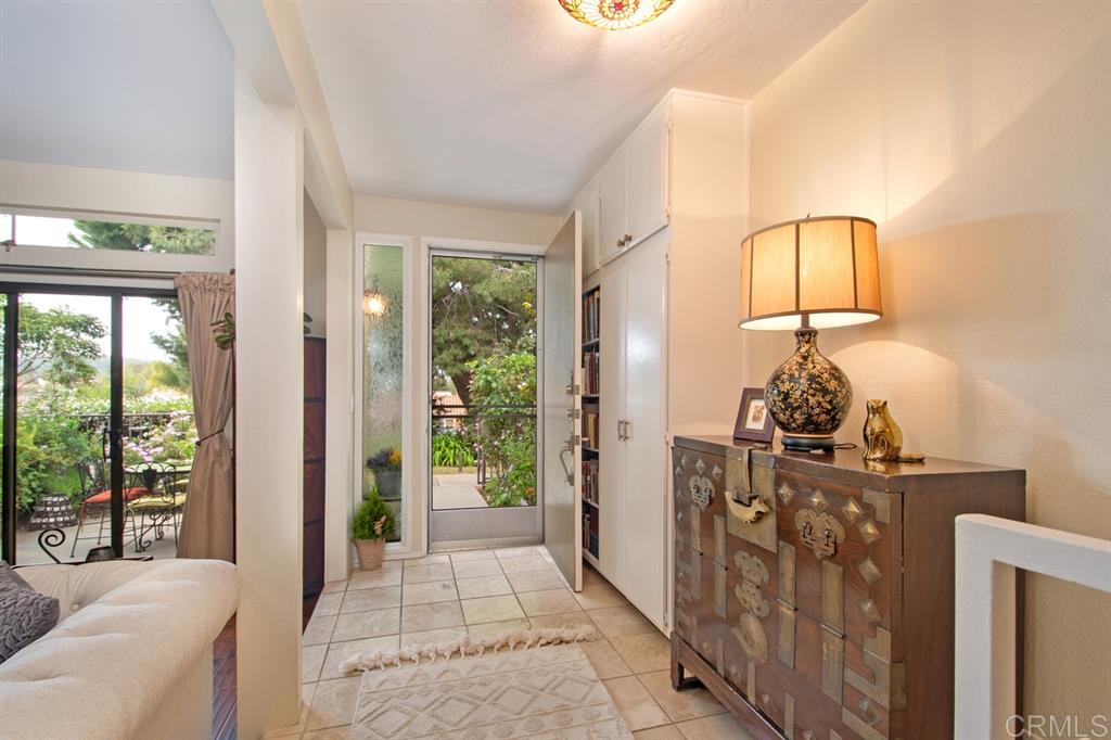 7331 Alicante Road, Unit B Carlsbad, CA 92009 - Photo 10 of 25