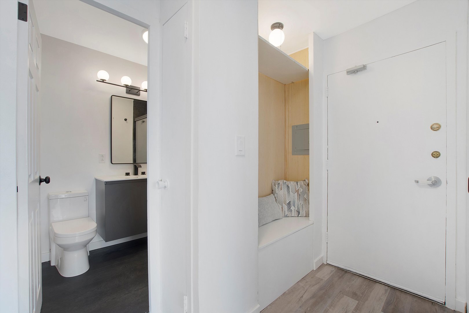 6301 North Sheridan Road, Unit 22V Chicago, IL 60660 - Photo 18 of 24 Gallery Image 18
