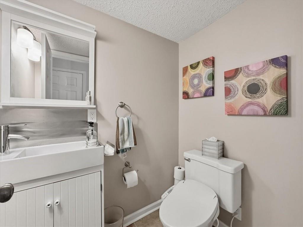 225 Triumph Drive Northwest Atlanta, GA 30327 - Photo 22 of 39