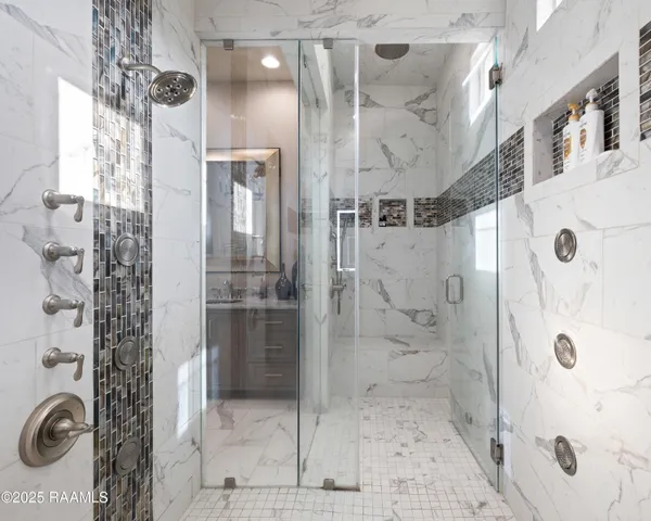 $4,600,000 | 235 North Fieldspan Road, Unit B, Scott, LA 70583