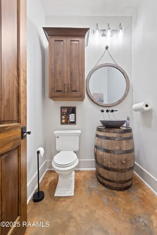 $4,600,000 | 235 North Fieldspan Road, Unit B, Scott, LA 70583